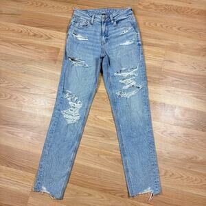 American Eagle Strigid Mom Jean Size 0 Regular Length Light Wash Distressed